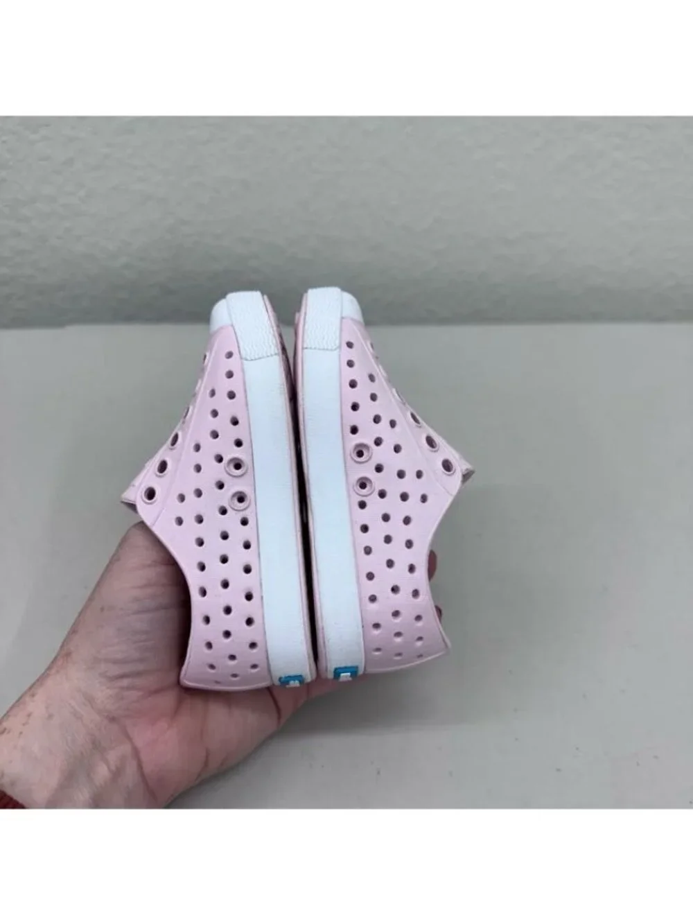 Native Jefferson Pink Slip On Water Shoes Lightweight Toddler Girl size 6